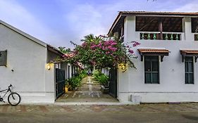 Neemrana'S Coconut Alley